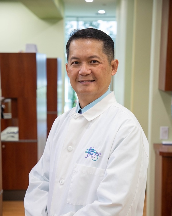 Meet Dr. Lee